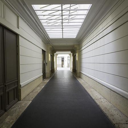 Luxury Apartment In Paris Center - Louvre Museum Экстерьер фото
